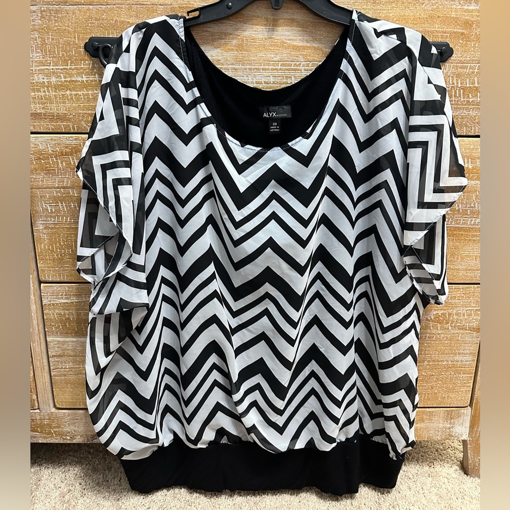 ALYX 3XL Chevron Blouse